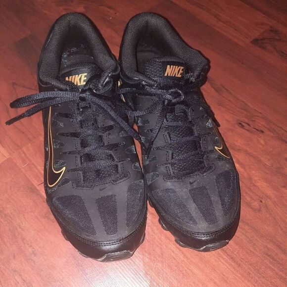 Mens Nike Shoes - Picture 4 of 6